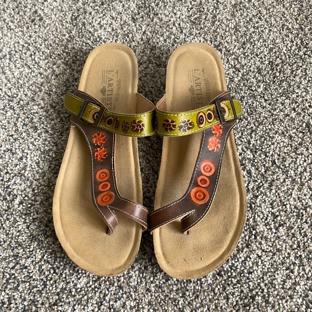 NWOT L’Artiste sandal